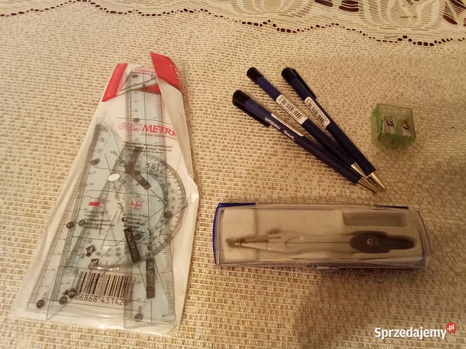 Cyrkiel przyrządy do mierzenia i dlugopisy i