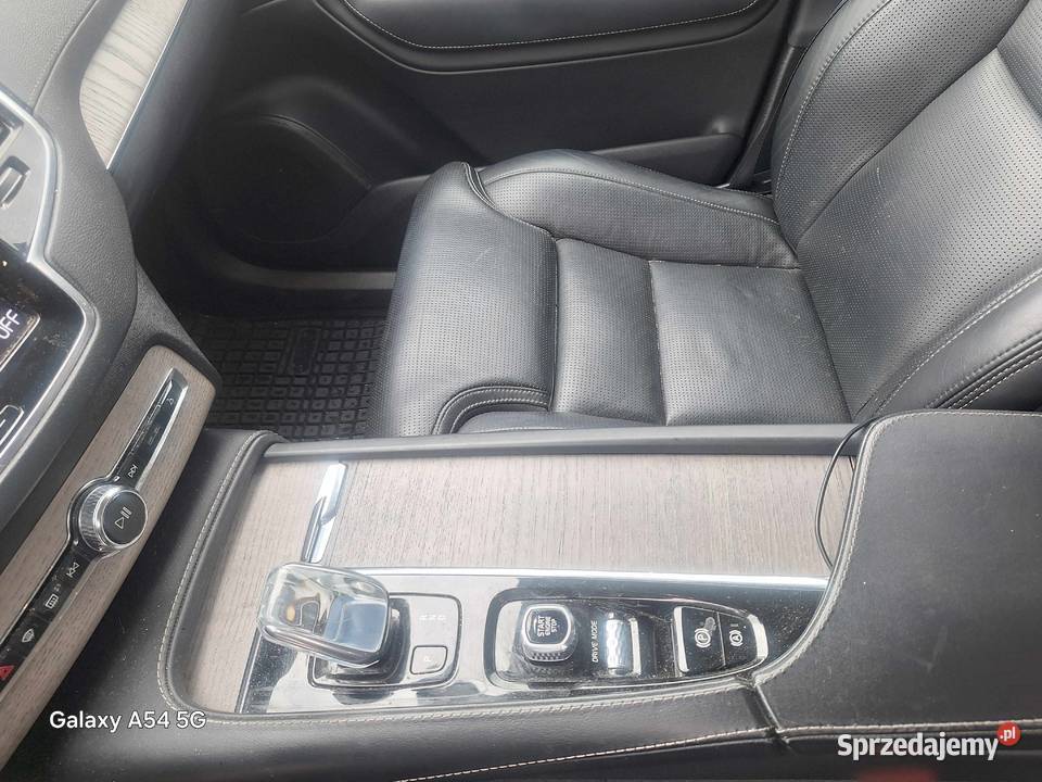 VOLVO XC 90 Plug in Hybryda 400 XC 90