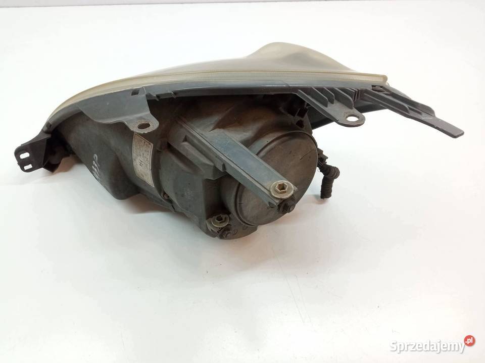 LAMPA PRZÓD PRAWA EU Ford Fiesta Mk6 20022008