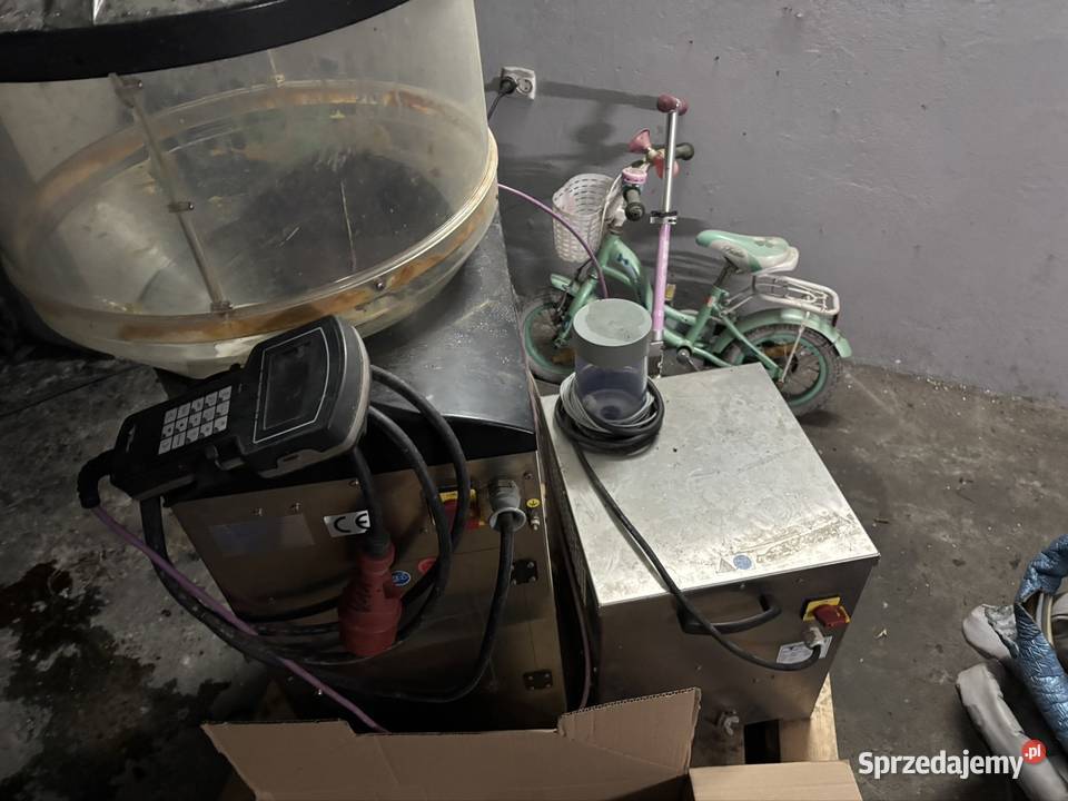 Odpajalnia stacja odpoju cieląt Forster delaval Rolnictwo Będków-Kolonia