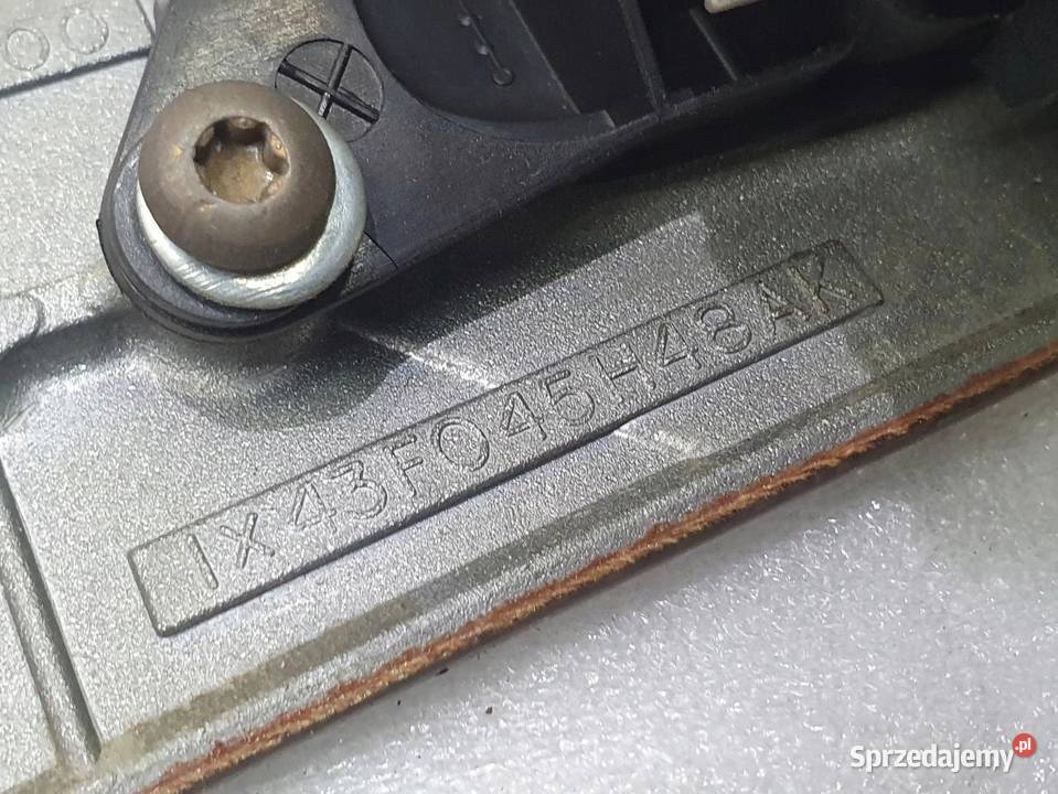 LISTWA RAMKA LICZNIKA JAGUAR XTYPE 1X43F045H48AK osobowe