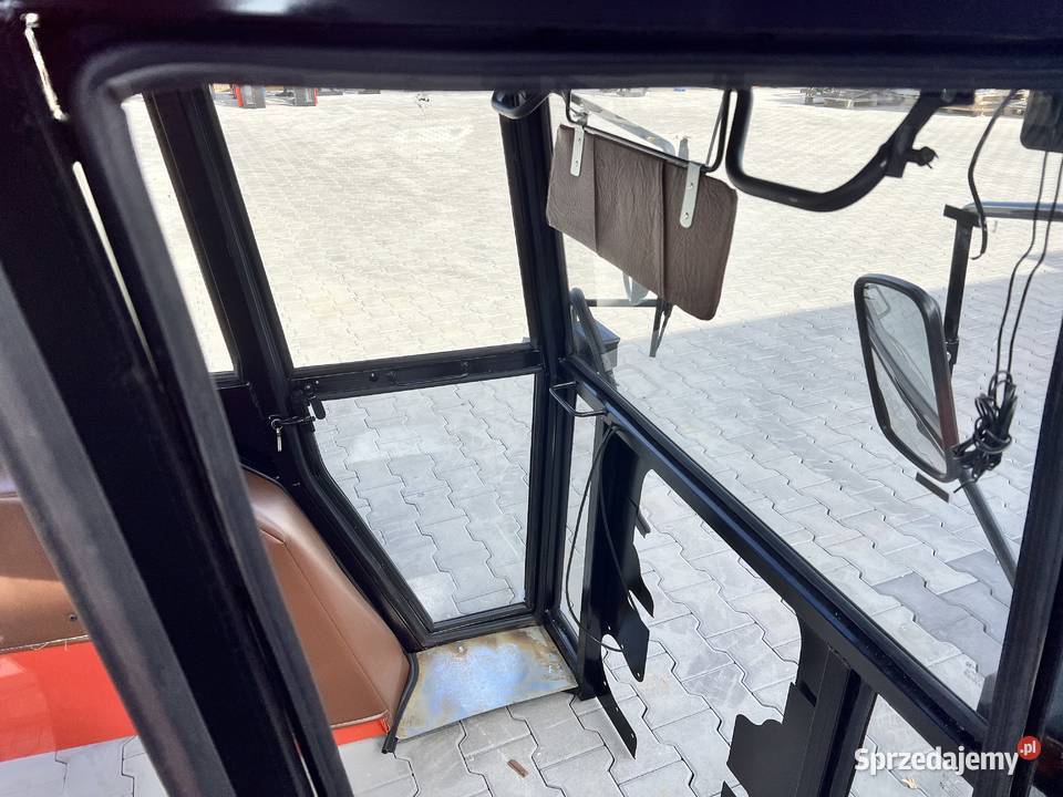 Kabina ciągnikowa kabina Ursus C330 C360 MF235