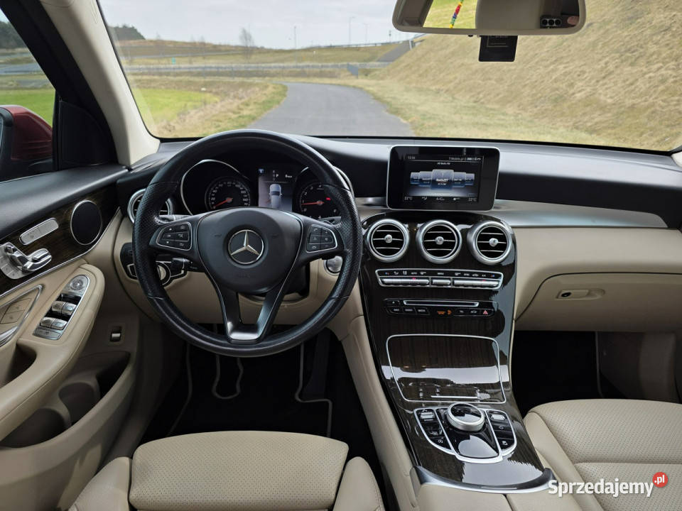 Mercedes GLC 300 zadbany ceramika serwisie I Czarnków