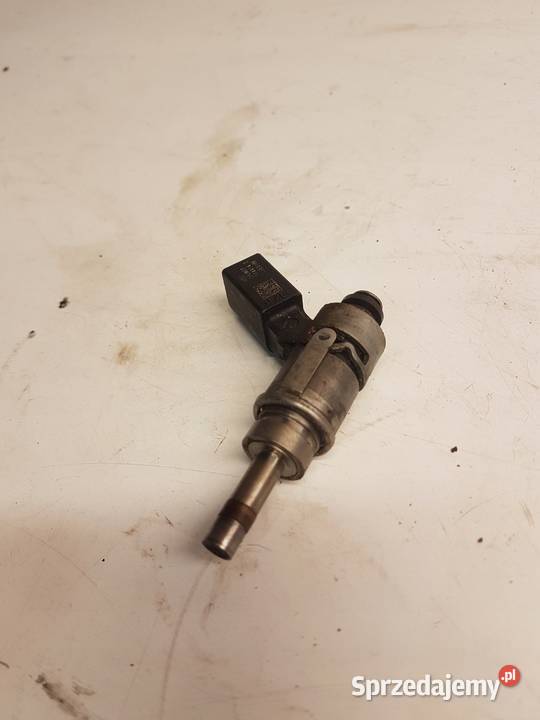 WTRYSK WTRYSKIWACZE AUDI VW 18 TFSI 06D133036E