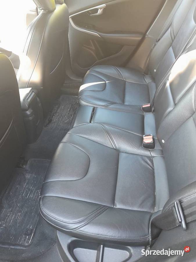 Sprzedam volvo v40wymieniony rozrząd olej filtry Okrzeja sprzedam