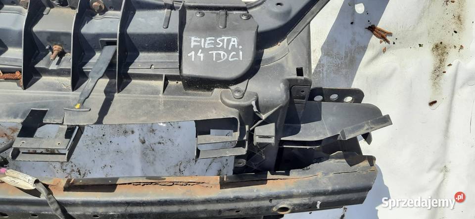 Ford fiesta Fusion pas przedni belka