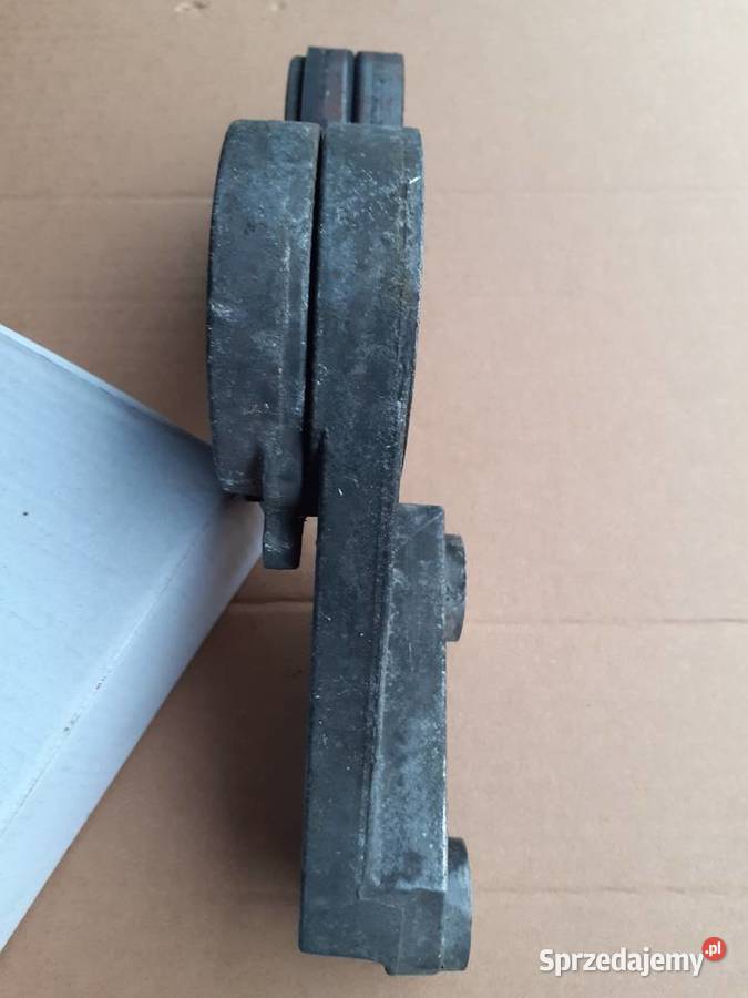 Dwa napinacze paska klinowego Volvo 960 osobowe Radomsko sprzedam