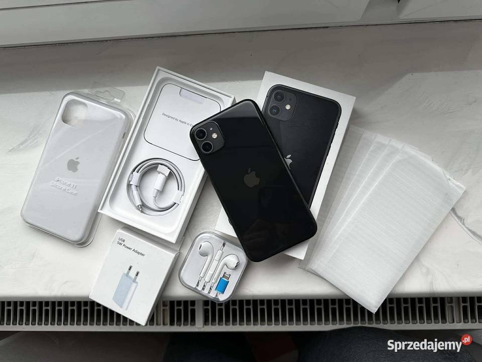 iPhone 11 czarny Apple / iPhone Łańcut
