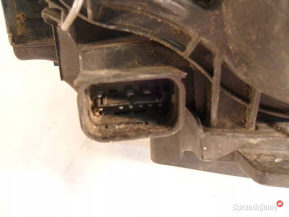 BMW E87 reflektor prawy przedni lampa prawa