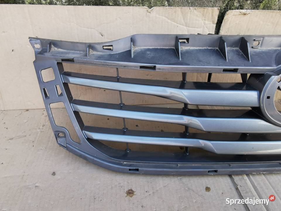 Grill atrapa chłodnicy toyota hilux 7 VII lift Atrapy Sieraków sprzedam
