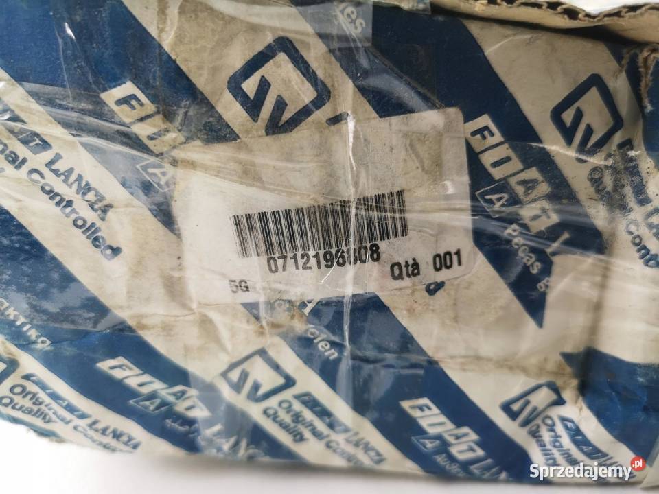 GRILL ATRAPA CHŁODNICY LANCIA Y 19952000 osobowe lubelskie