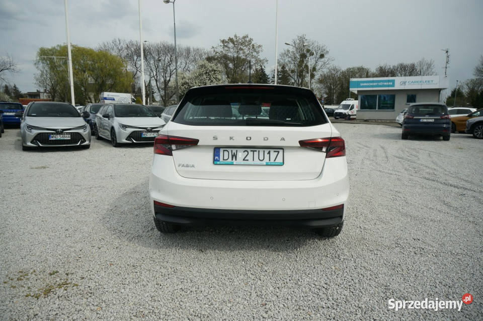 koda Fabia 10 TSI 80 Salon Active Faktura Vat 23 światła do jazdy dziennej Poznań