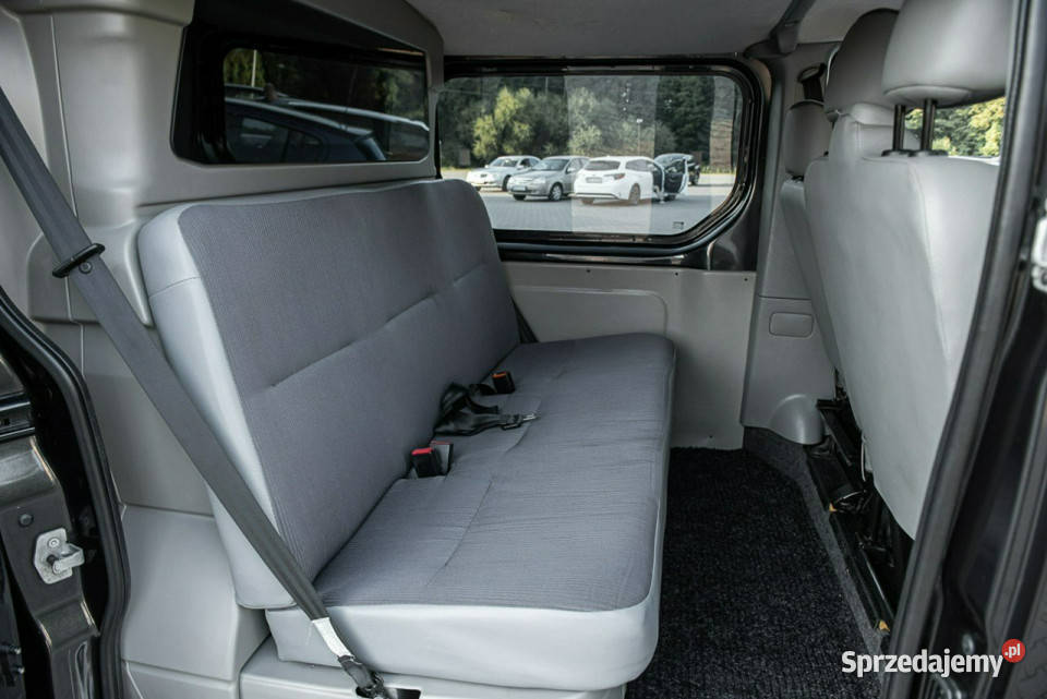 Opel Vivaro 25CDTI 145 6os Opłacony Dubel Kabina mazowieckie Zwoleń