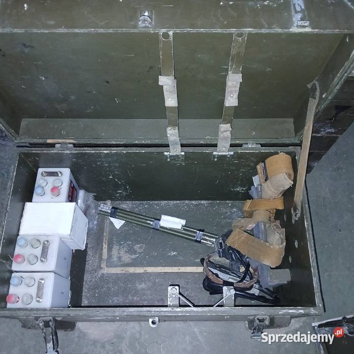 Radiostacja R107 nadawczoodbiorcza odbiornik Pozostałe Antyki, Sztuka, Kolekcje Skierniewice sprzedam