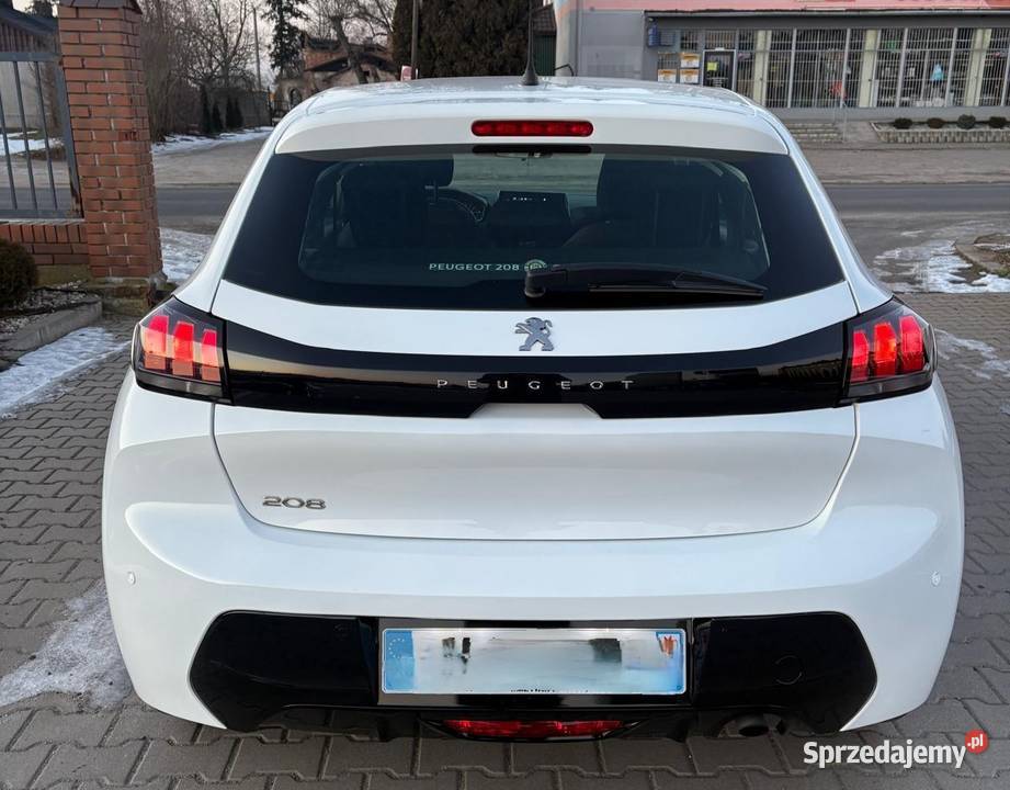 Peugeot 208 2021 r niski przebieg manualna