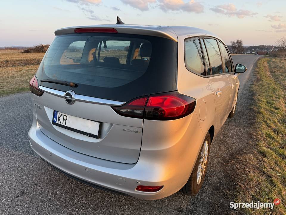 Stan LPG 3 lata Drugi kompl kół Kamera przódtył Rok produkcji 2012 Kraków