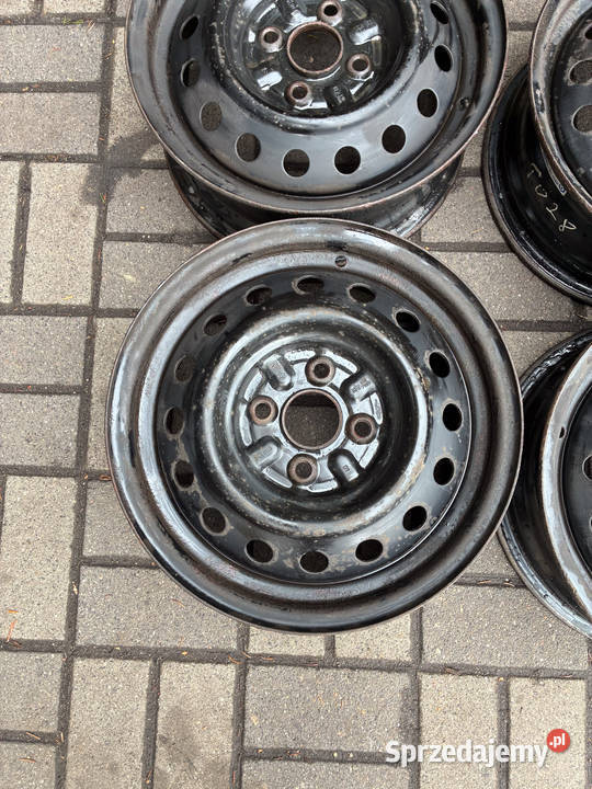 Felgi stalowe Toyota Yaris 4x100 14 na sztuki Mikołów
