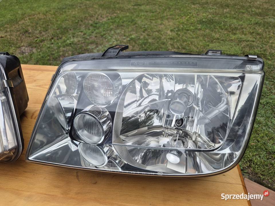Lampy przód przednie VW Bora Hella mazowieckie Ostrołęka