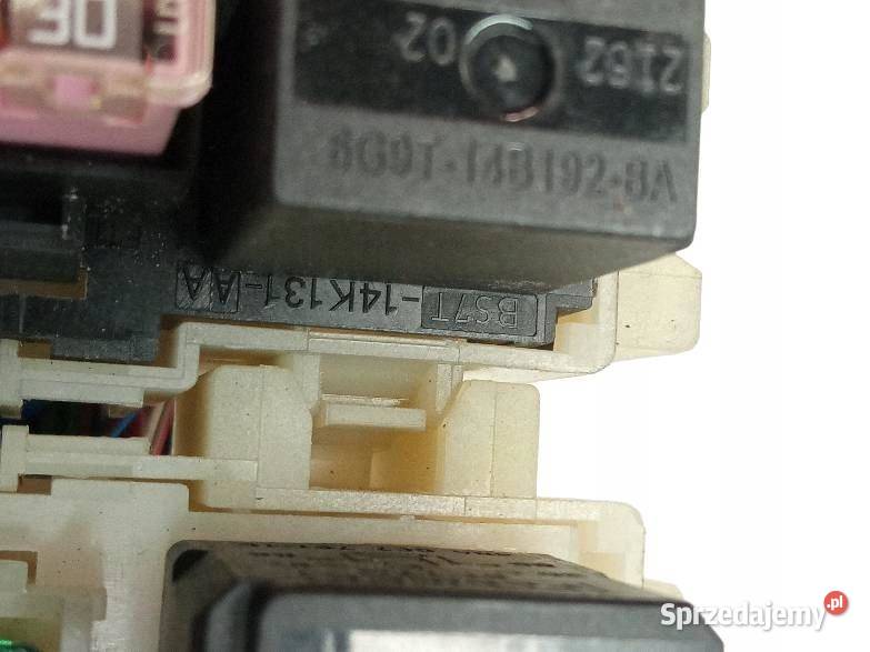 SKRZYNKA BEZPIECZNIKÓW BS7T14K131CA BS7T14K131AA