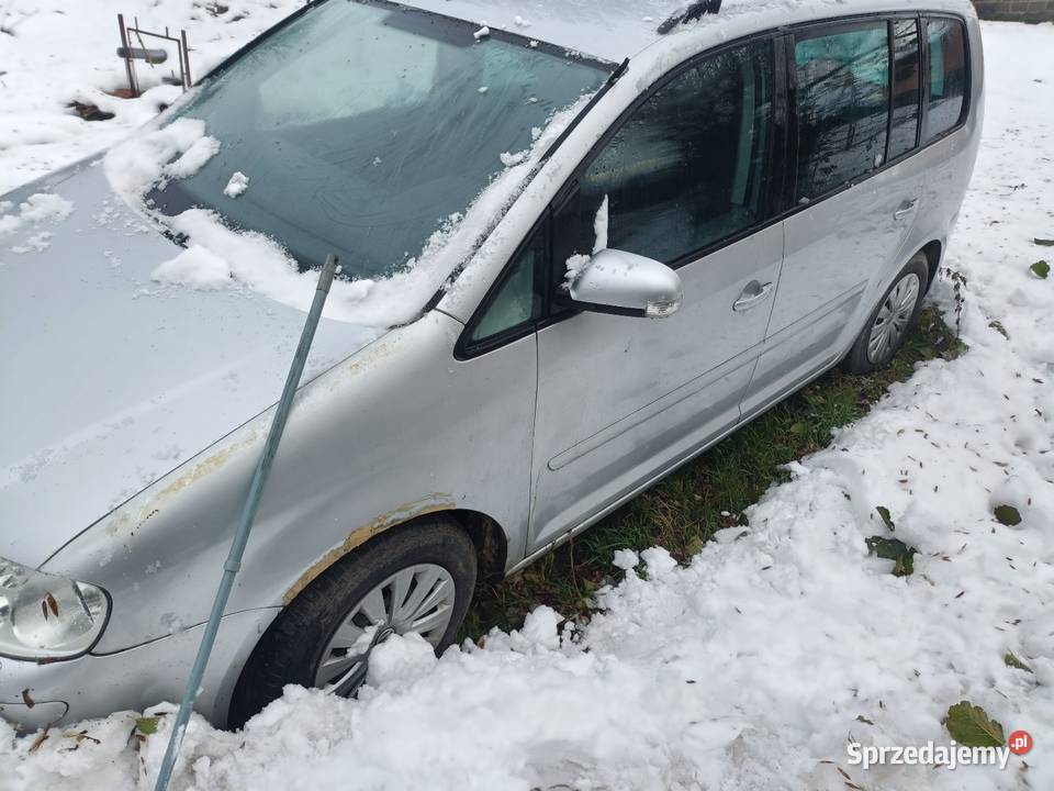 VW Touran 2005 w całości na części Świlcza