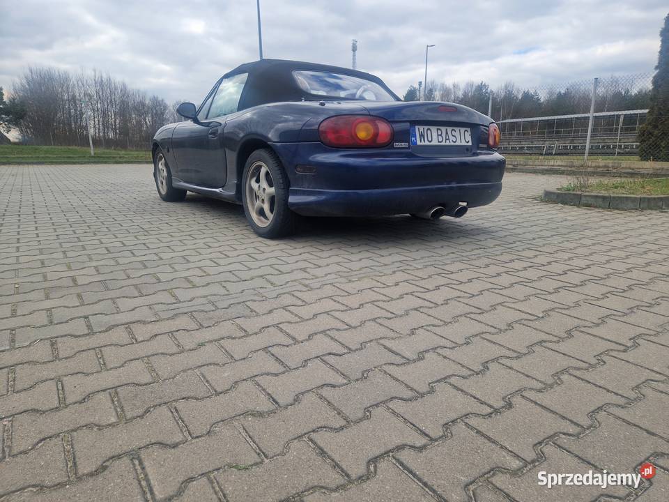 Sprzedam mazdę mx5 18 bezynalpg Wyśmierzyce