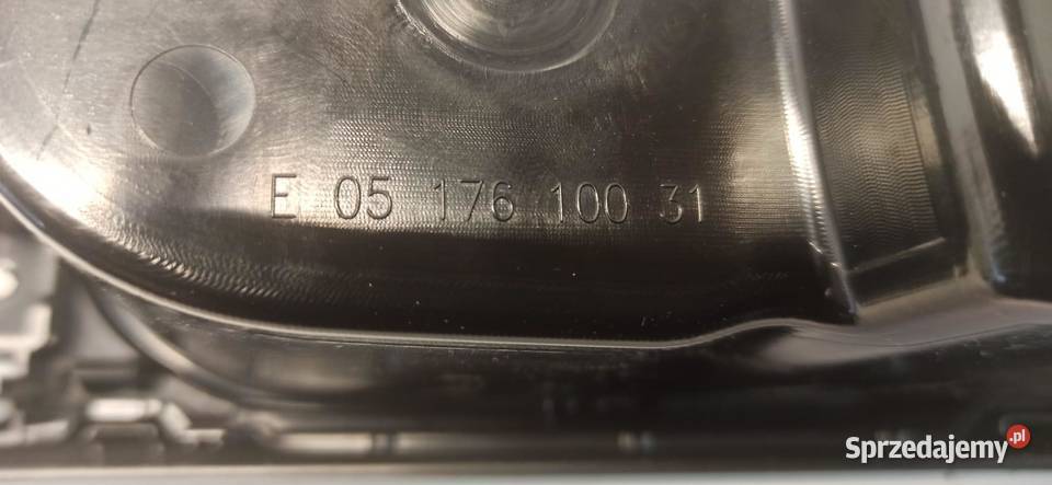 MERCEDES CLA X117 UCHWYT NA KUBKI A1766804900