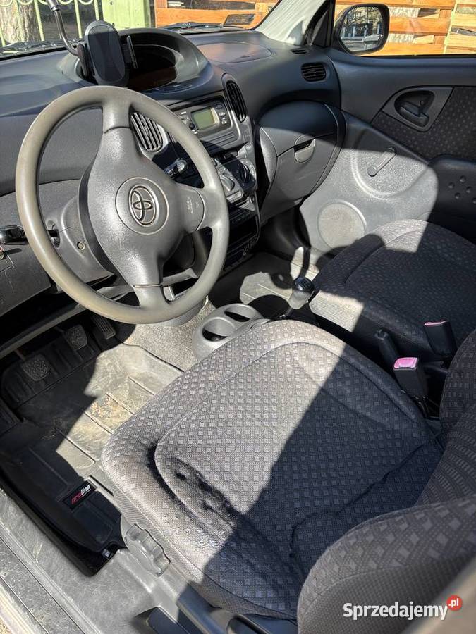 Toyota Yaris 14 D4D 2004 Klima Świeże opony stan Yaris Verso
