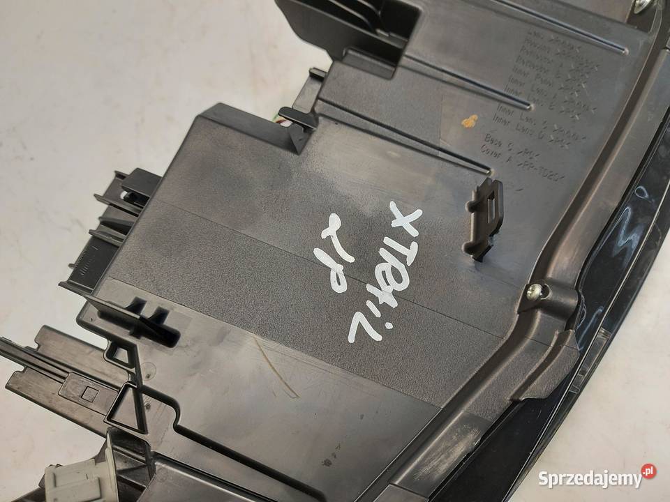 Nissan XTRAIL T33 IV 2023r Lampa przód lewa LED Lampy przednie dolnośląskie