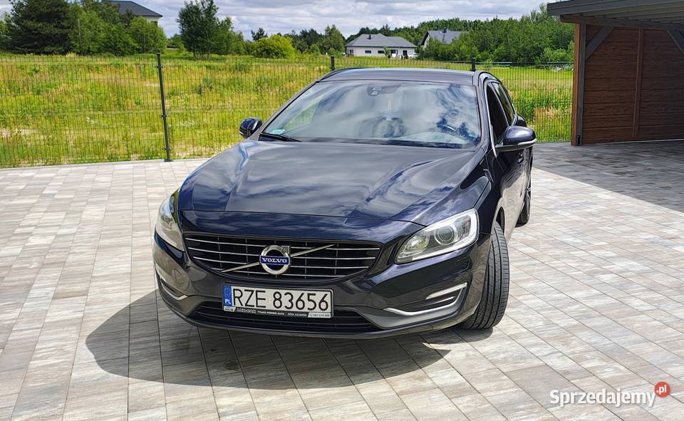 VOLVO V60 2017 r D4 diesel Sokołów Małopolski sprzedam
