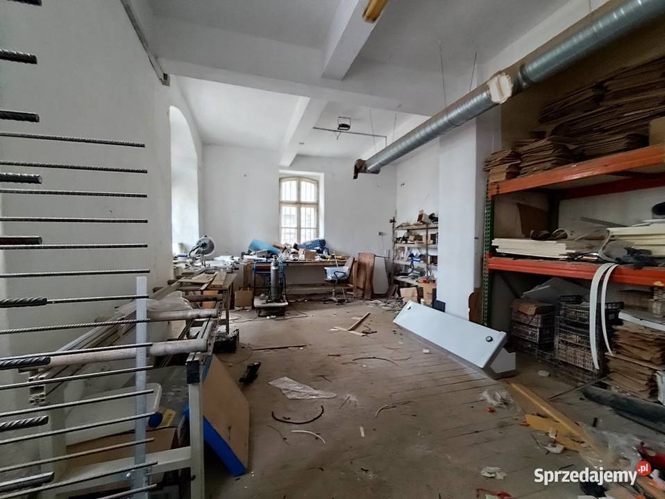 Budynki mieszkalnousługowe 2650m2 w centrum Ustroń sprzedam