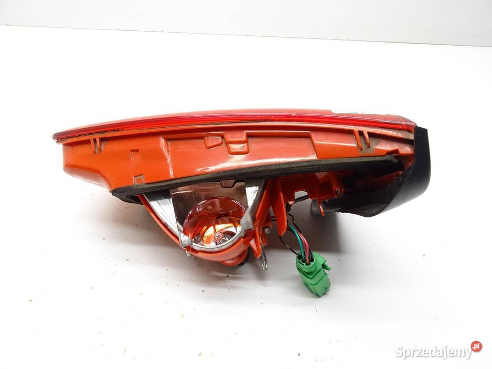 LAMPA LEWY TYŁ LEWA W KLAPĘ 4G5945093A AUDI A6 osobowe