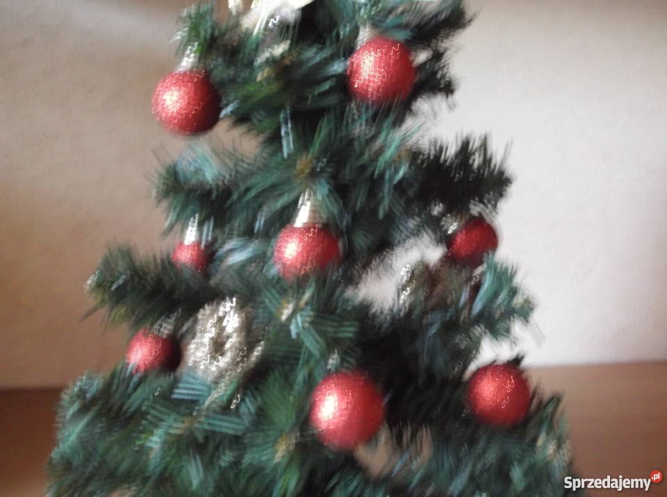 Sztuczne choinki z ozdobami pomorskie sprzedam