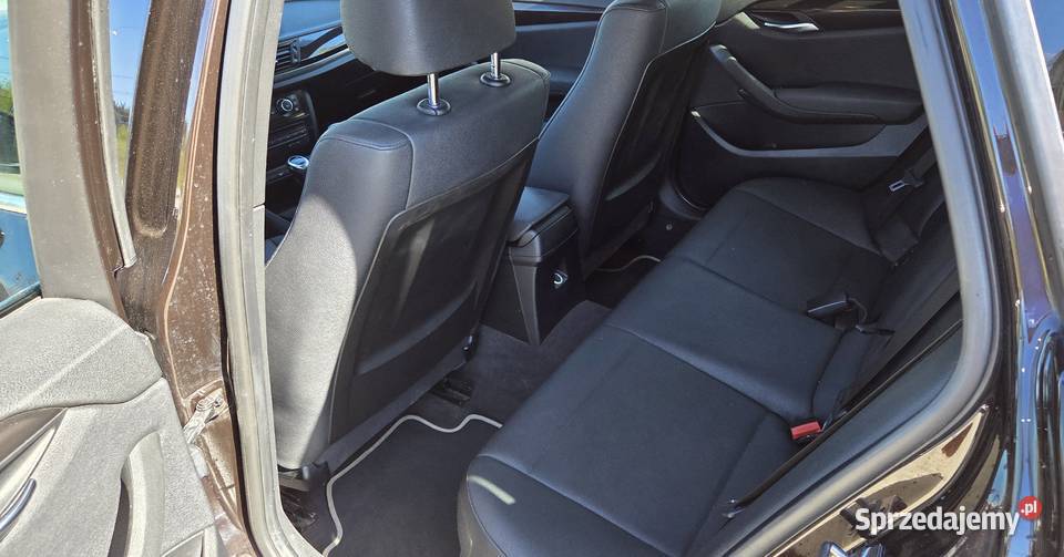 BMW X1 XLine 2015 sDrive 20 diesel Bezwypadkowy Pomiechówek