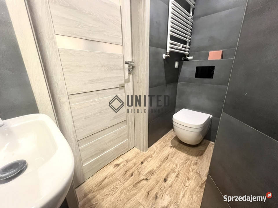 3 pokojowy apartament z 40 metrowym tarasem Rok budowy 2017 Wrocław