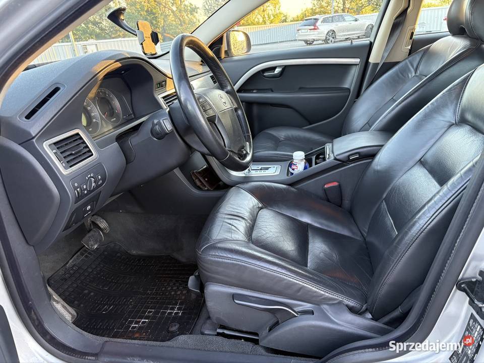 Sprzedam Volvo v70 24 d5 220 Zarejestrowany w Polsce Lublin sprzedam