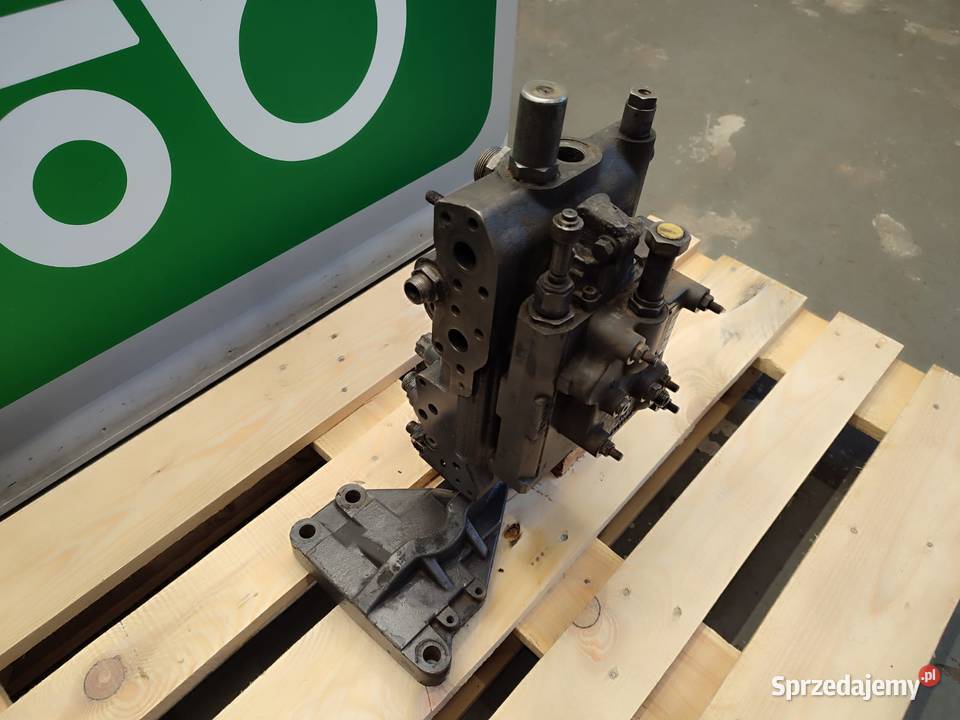 Rozdzielacz hydrauliczny G931962025100 Fendt 936 Wilkowo