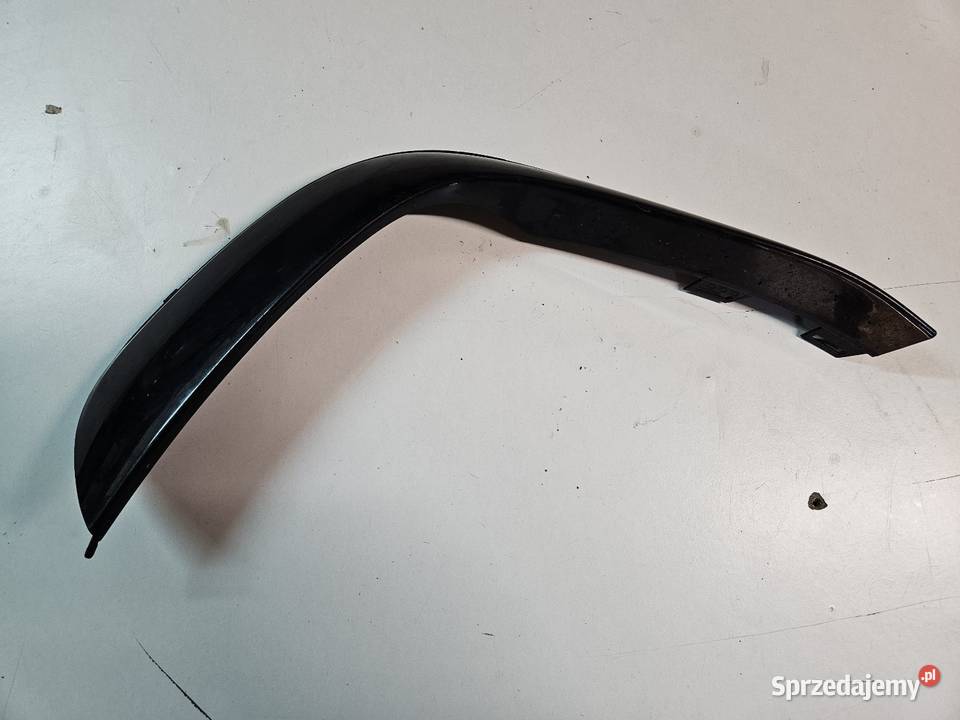 MERCEDES GLA W247 AMG LISTWA PRAWA ZDERZAKA