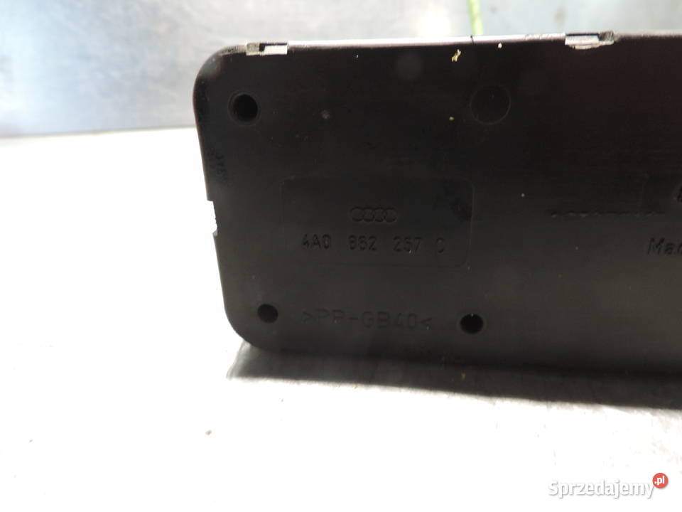 AUDI A4 B5 80 B4 POMPKA ZAMKA CENTRALNEGO