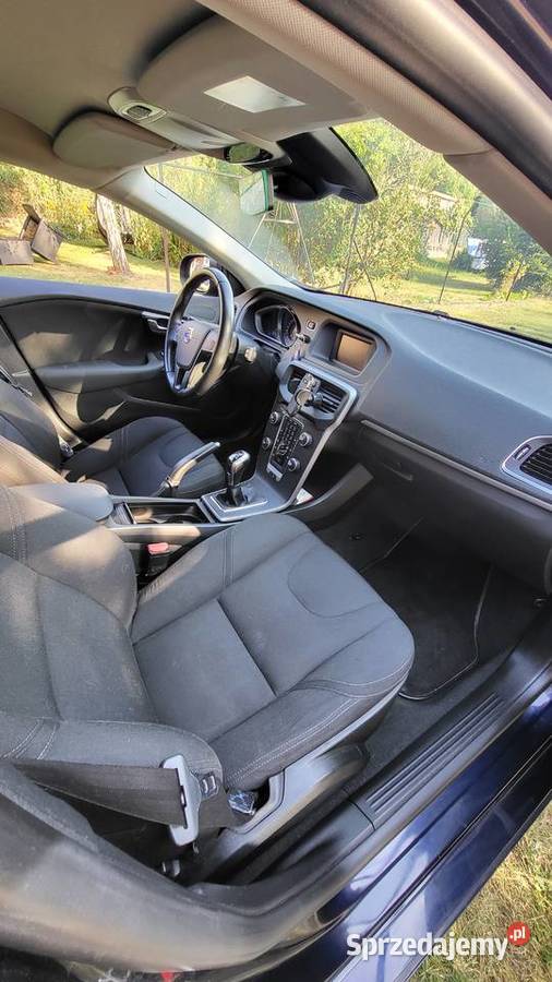 Volvo V40 D3 150 Wymieniony EGR Gwarancja Zarejestrowany w Polsce Wąwolnica