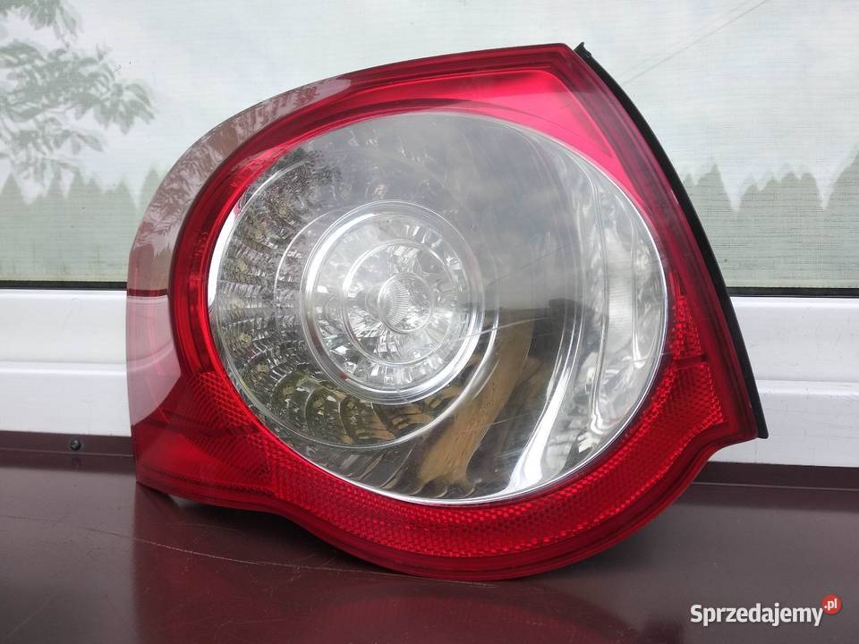VW Passat B6 kombi Variant lampa tył tylna lewa osobowe łódzkie Sieradz sprzedam