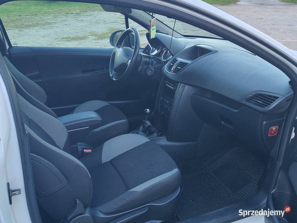 Peugeot 207 14 hdi 2007r 207 Konin