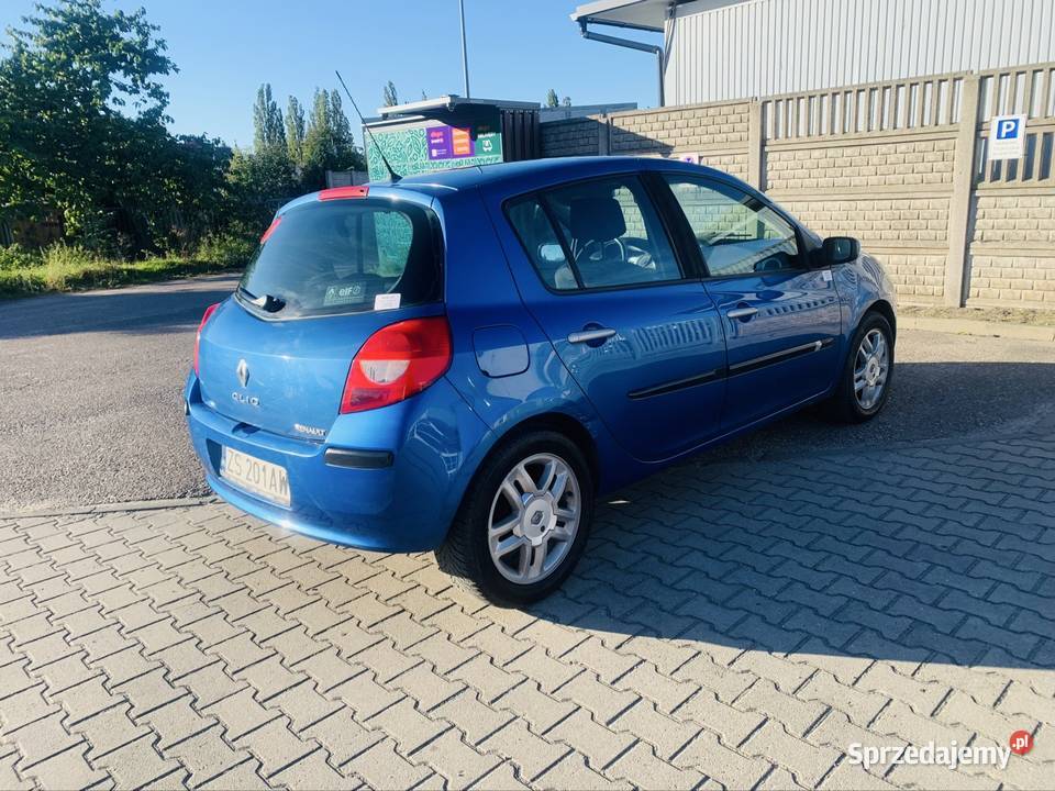 Wynajem renault clio 15 dCi usługi moto