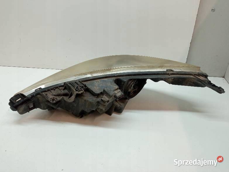 LAMPA PRZÓD PRAWA EU Peugeot 207 I 20062012