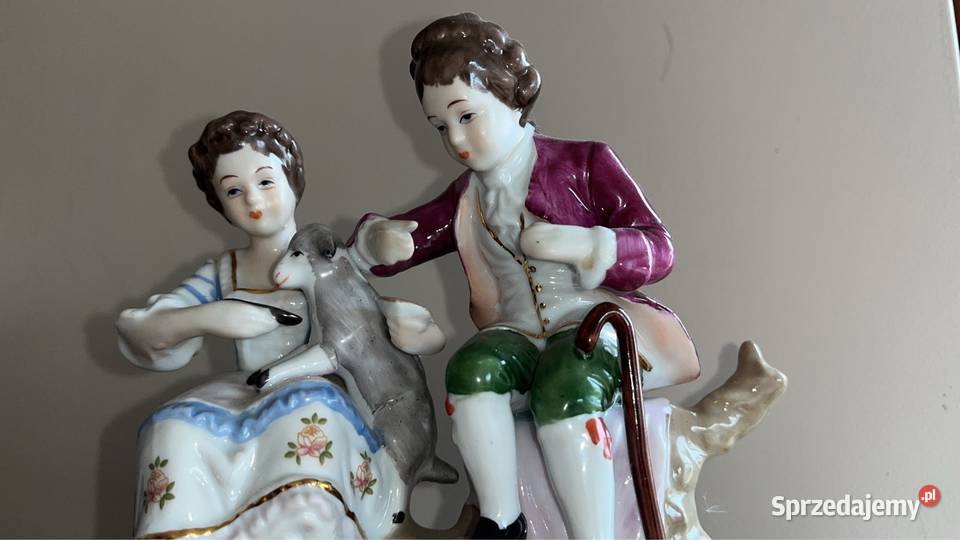 Figurka porcelanowa Pary Dworskiej z owieczką pomorskie Gdańsk