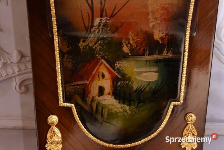 Dwa Postumenty Intarsjowane z Malunkami Kolumny Kraków