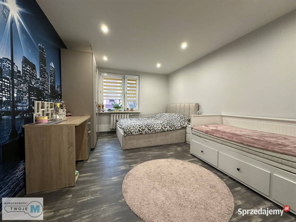 sprzedaży mieszkania 727m2 Chęciny