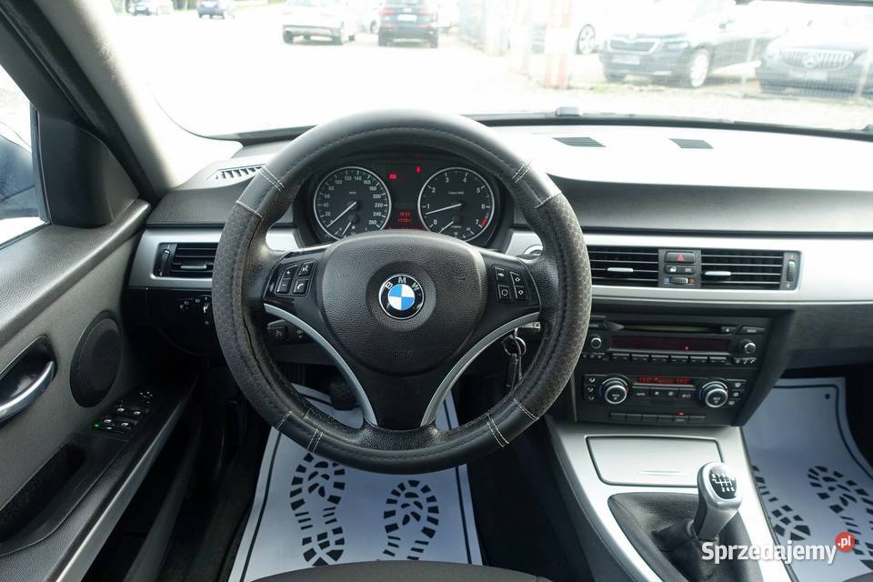 BMW 318i 143 Sedan Klimatronik KSerwisowa Buczkowice
