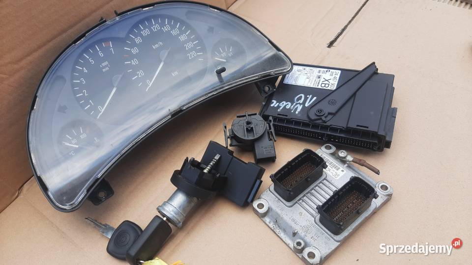 kompletny zestaw startowy opel corsa c 10 12V Dębno