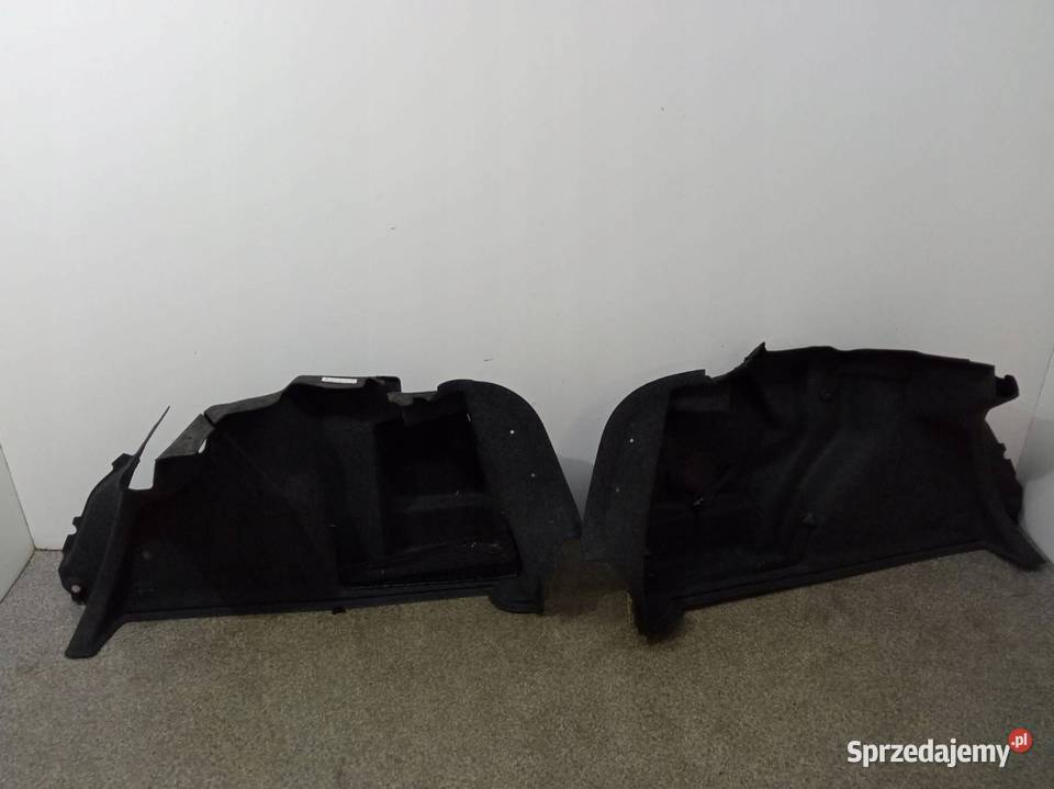 TAPICERKA BOCZEK PRAWY LEWY TYŁ KPL 5C BAGAŻNIKA Rok produkcji 2012 sprzedam