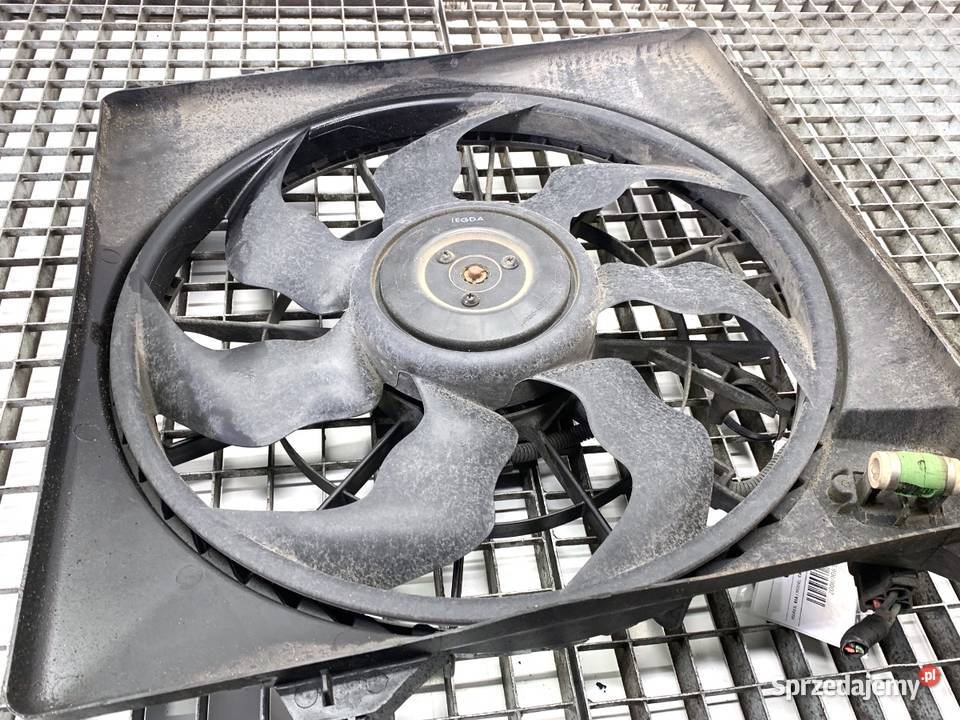 WENTYLATOR CHŁODNICY KIA CARENS IV 17 136